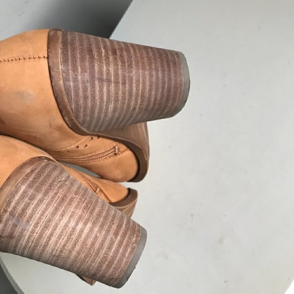 Lucky Brand Cafe Elko Eller Lasercut Suede Ankle Boot Size US 8 EUR 38 - Picture 11 of 11